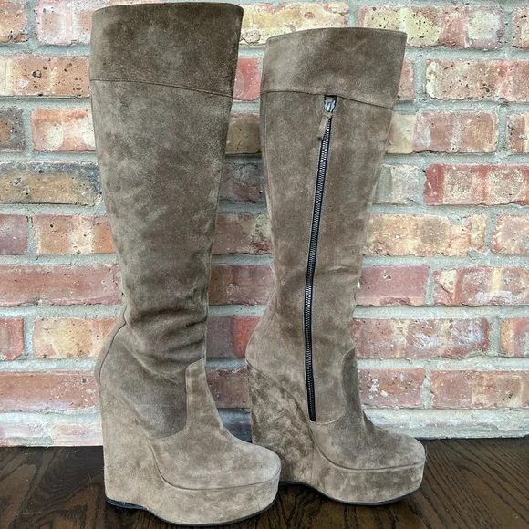 Balenciaga Runway Tan Suede Platform Knee High Boots - Picture 4 of 9